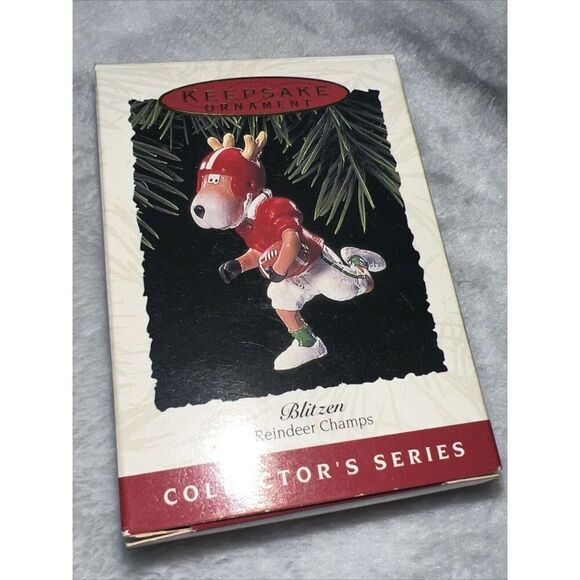 Vintage Hallmark Keepsake Ornament Blitzen 1993 - Picture 1 of 7